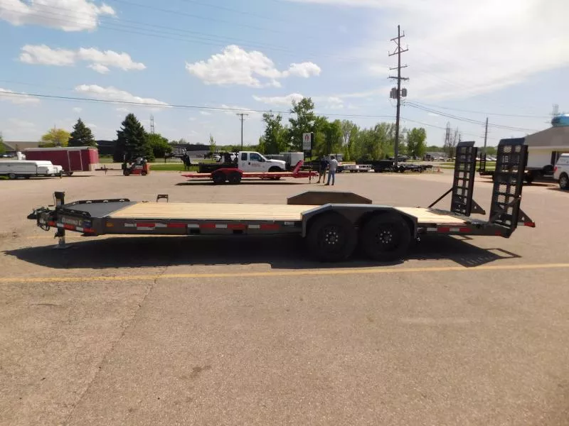 new Equipment / Flatbed Trailers Diamond C Trailers  for sale, in Zeeland, MI Thumbnail 2