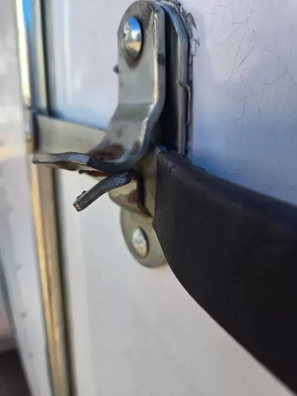 used Cargo (Enclosed) Trailers Wells Cargo  for sale, in Georgetown, TX Thumbnail 2