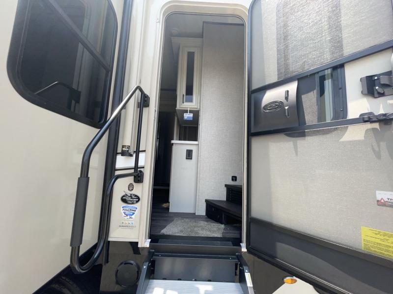 new Fifth Wheel Trailers Jayco Pinnacle for sale, in Concord, NC Thumbnail 22