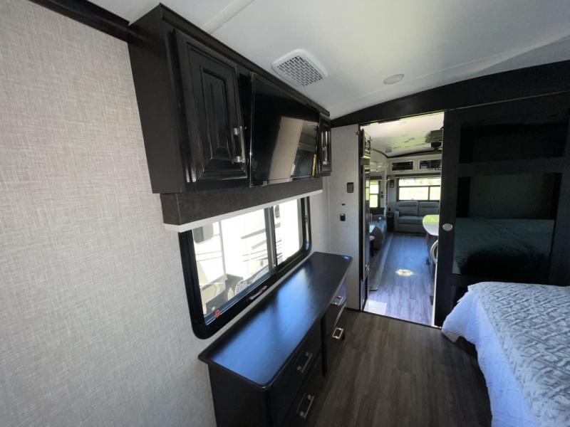 new Fifth Wheel Trailers Jayco Pinnacle for sale, in Concord, NC Thumbnail 15