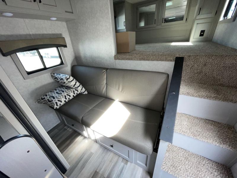 new Horse Trailers Bison Trailers  for sale, in Concord, NC Thumbnail 9