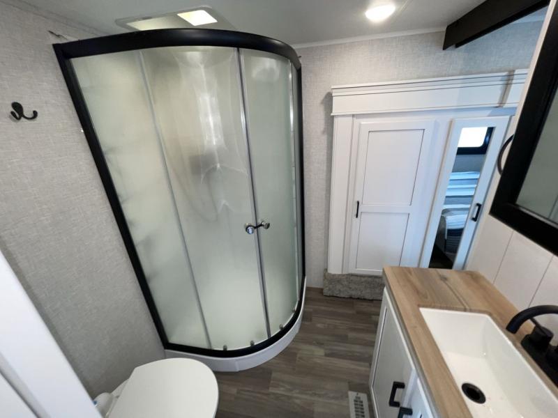 new Fifth Wheel Trailers Jayco Eagle HT for sale, in Concord, NC Thumbnail 7