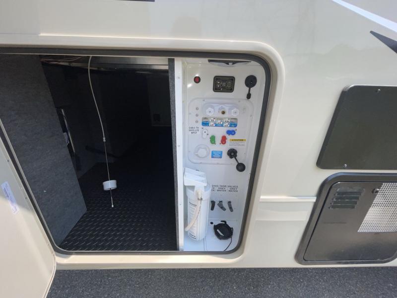 new Fifth Wheel Trailers Jayco Pinnacle for sale, in Concord, NC Thumbnail 19