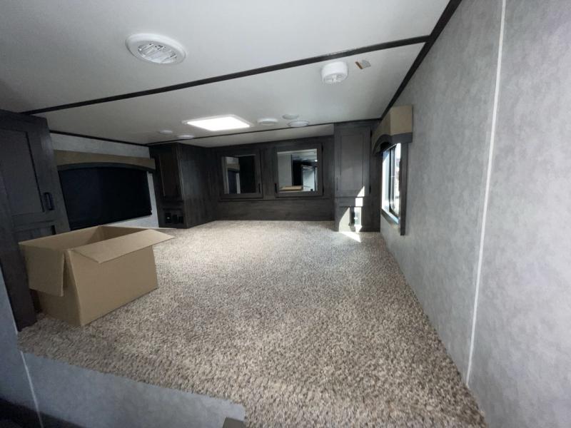new Horse Trailers Bison Trailers  for sale, in Concord, NC Thumbnail 10