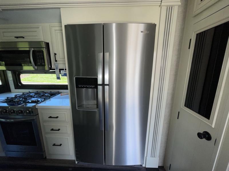 new Fifth Wheel Trailers Jayco Pinnacle for sale, in Concord, NC Thumbnail 5