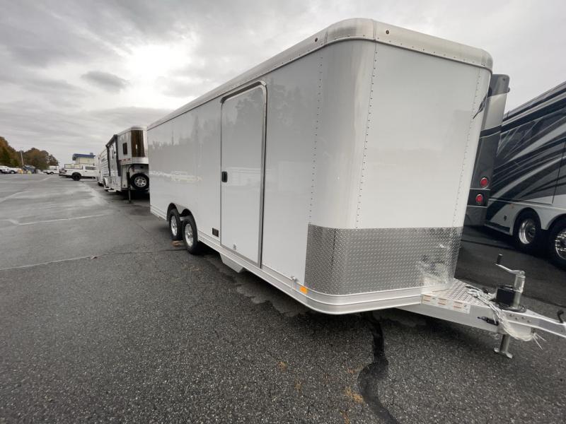 2023 Featherlite 4926 20'