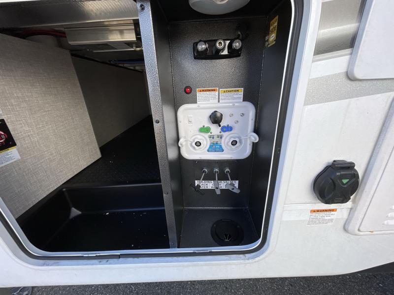 new Fifth Wheel Trailers Jayco Eagle HT for sale, in Concord, NC Thumbnail 18