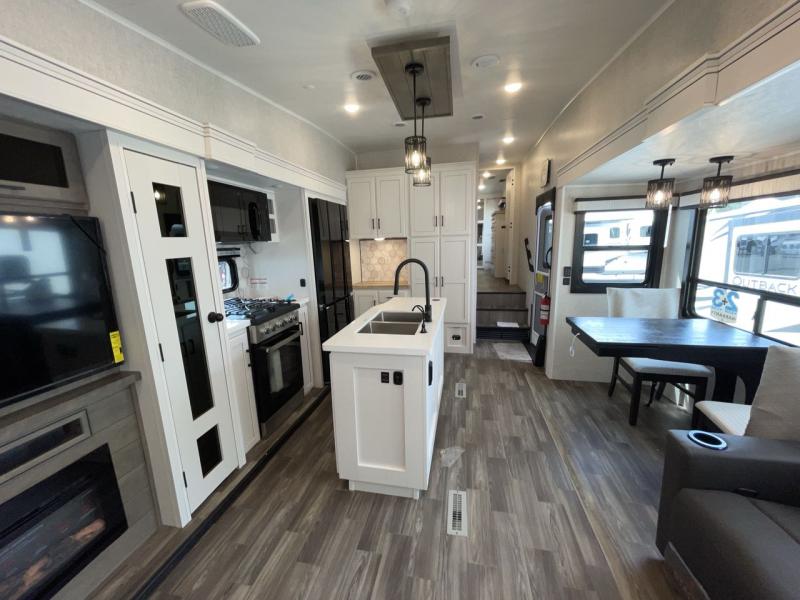 new Fifth Wheel Trailers Jayco Eagle for sale, in Concord, NC Thumbnail 4