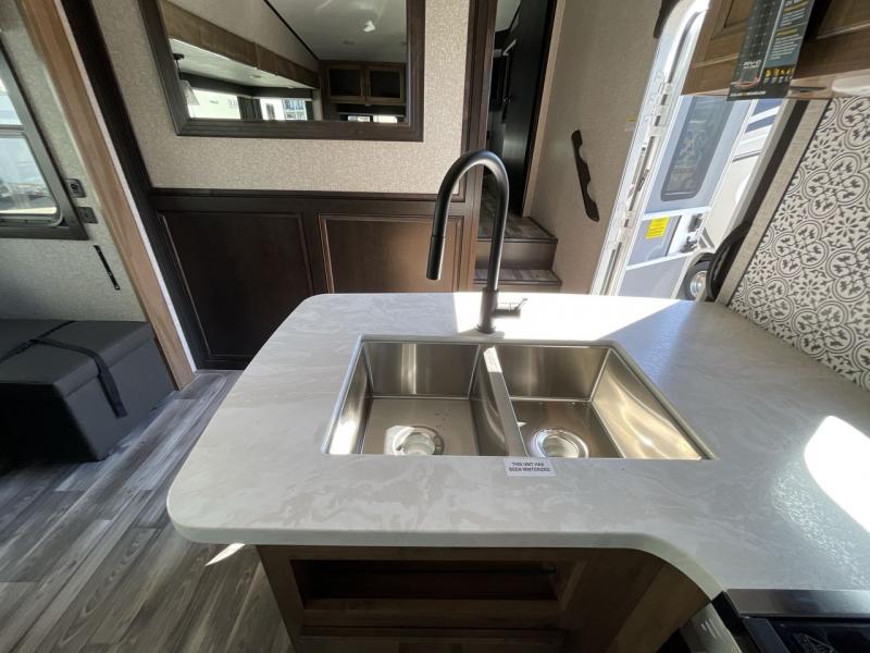 new Fifth Wheel Trailers Jayco Eagle HT for sale, in Concord, NC Thumbnail 5