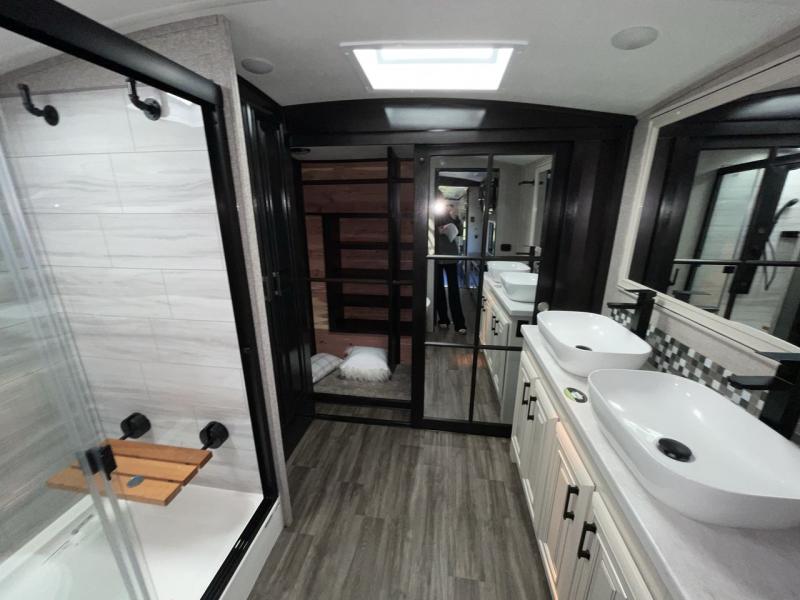 new Fifth Wheel Trailers Jayco Pinnacle for sale, in Concord, NC Thumbnail 16