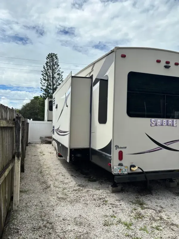 used Fifth Wheel Trailers Forest River Sabre for sale, in Boca Raton, FL Thumbnail 2