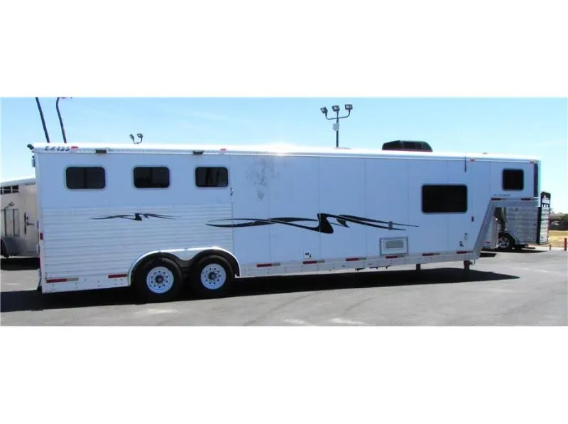 used Horse Trailers Exiss Trailers  for sale, in Madera, CA Thumbnail 3