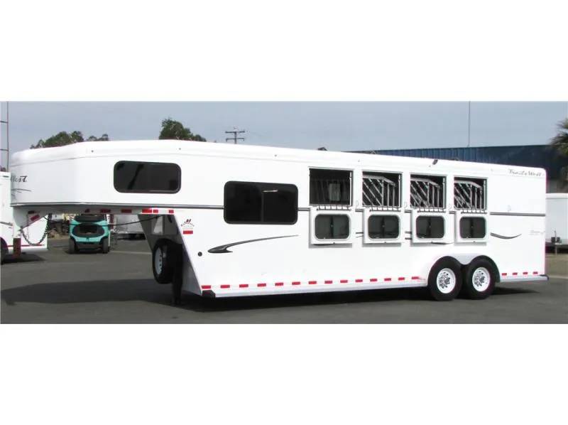 2017 Trails West CLASSIC comfort pkg 4h