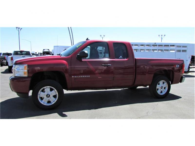 2007 Chevrolet Silverado 1500 Extended Cab LT Pickup 4D 6 1/2 ft 2007 Chevrolet Silverado 1500 Extended Cab LT Pickup 4D 6 1/2 ft