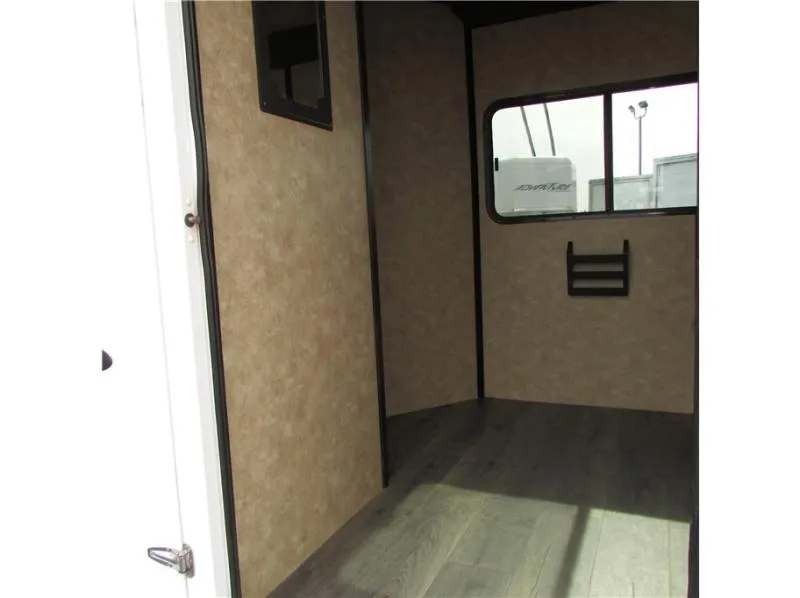 used Horse Trailers Trails West  for sale, in Madera, CA Thumbnail 22