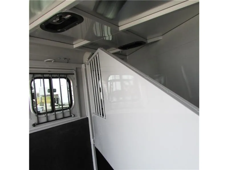 used Horse Trailers Trails West  for sale, in Madera, CA Thumbnail 9