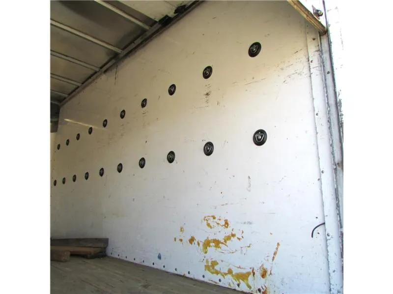 used Horse Trailers Isuzu  for sale, in Madera, CA Thumbnail 9