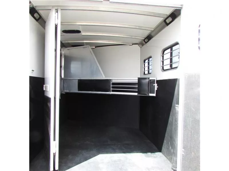 used Horse Trailers Sundowner Trailers  for sale, in Madera, CA Thumbnail 8
