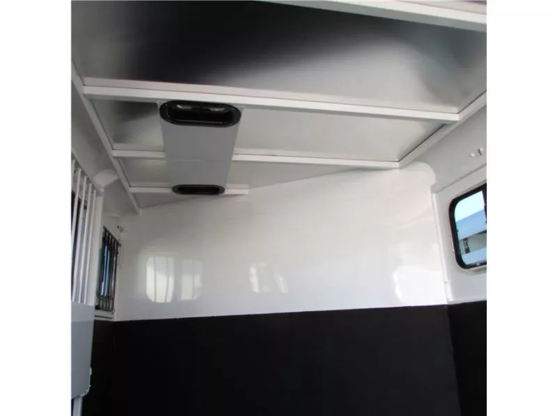 used Horse Trailers Trails West  for sale, in Madera, CA Thumbnail 11