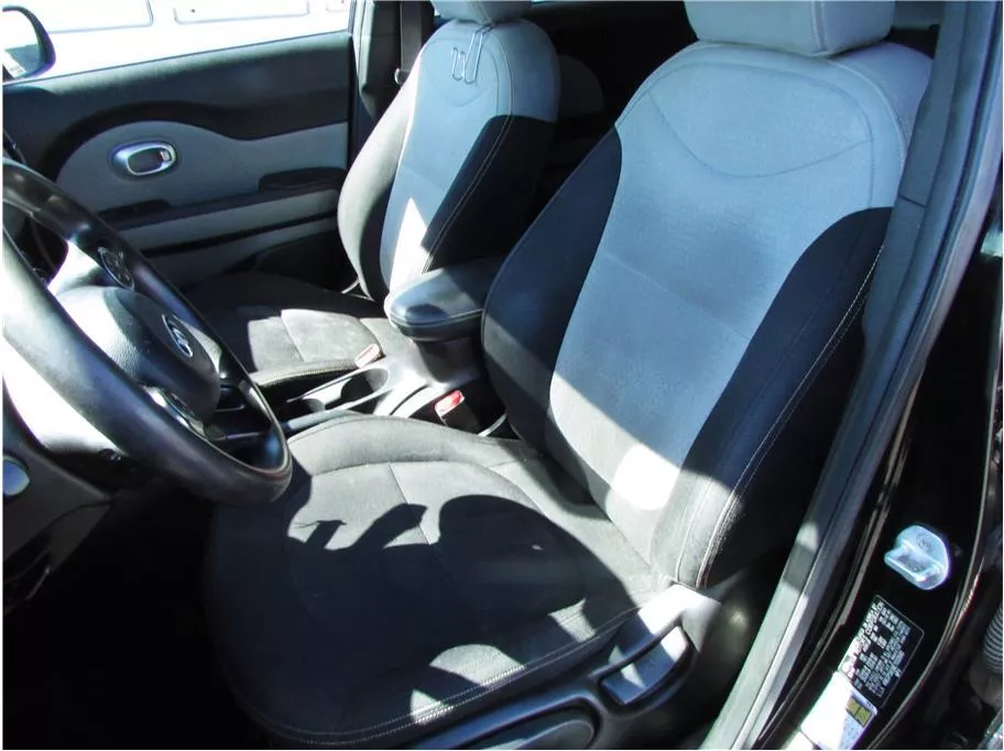 2014 Kia Soul + photo 12