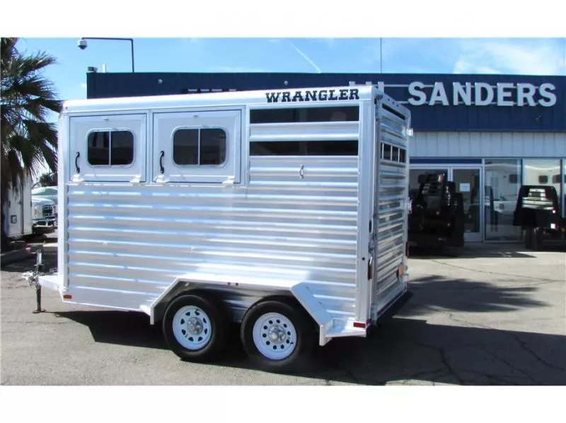 used Horse Trailers Elite Trailers  for sale, in Madera, CA Thumbnail 2