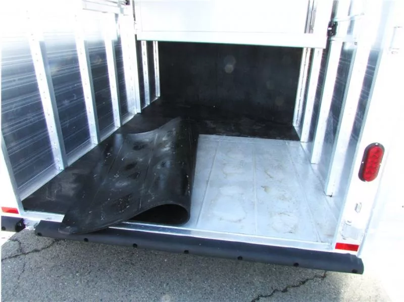 used Horse Trailers Elite Trailers  for sale, in Madera, CA Thumbnail 7