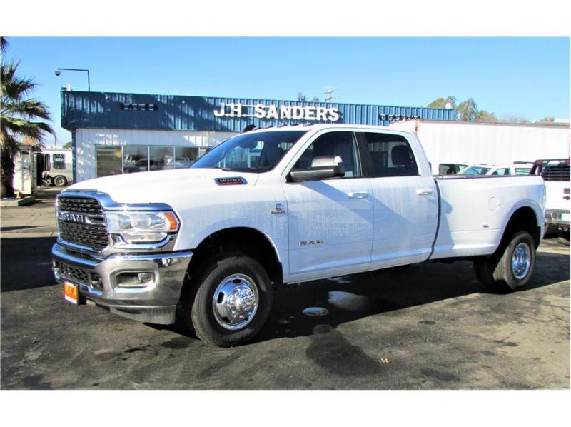 2022 Ram 3500 Crew Cab Big Horn Pickup 4D 8 ft 2022 Ram 3500 Crew Cab Big Horn Pickup 4D 8 ft