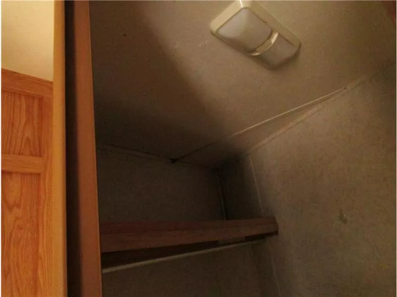 used Horse Trailers Exiss Trailers  for sale, in Madera, CA Thumbnail 35