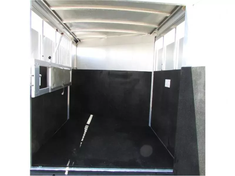 used Horse Trailers Circle J Trailers  for sale, in Madera, CA Thumbnail 7