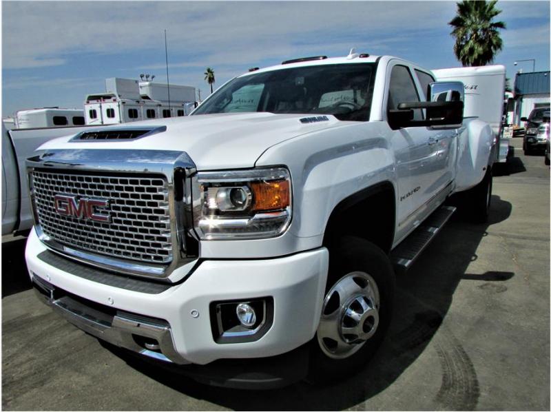 2017 GMC Sierra 3500 HD Crew Cab Denali Pickup 4D 8 ft 2017 GMC Sierra 3500 HD Crew Cab Denali Pickup 4D 8 ft