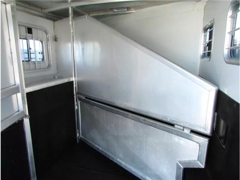 used Horse Trailers Exiss Trailers  for sale, in Madera, CA Thumbnail 18