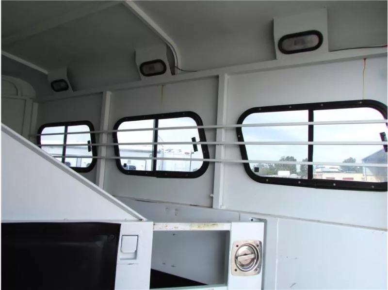 used Horse Trailers Trails West  for sale, in Madera, CA Thumbnail 10