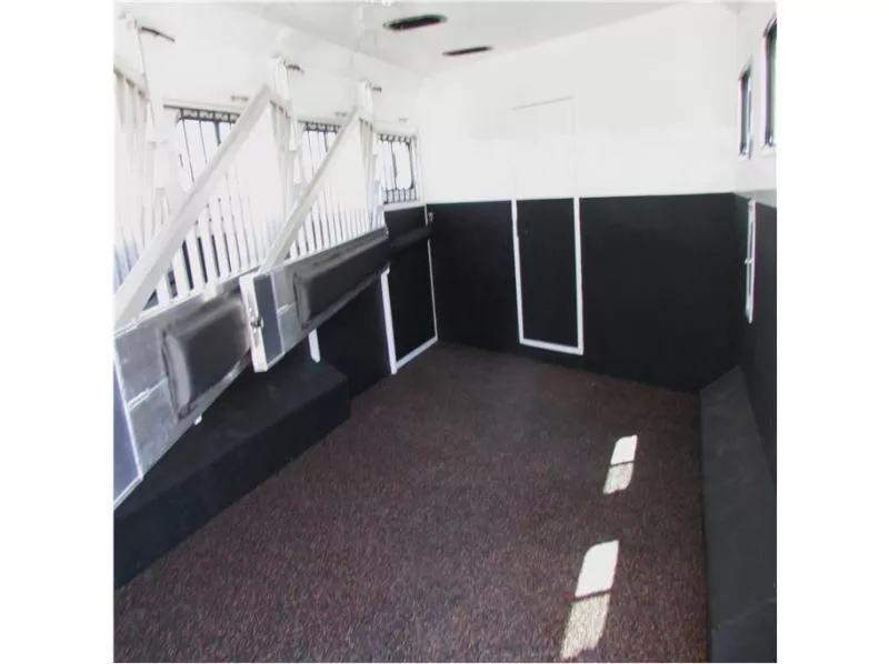 used Horse Trailers Trails West  for sale, in Madera, CA Thumbnail 12