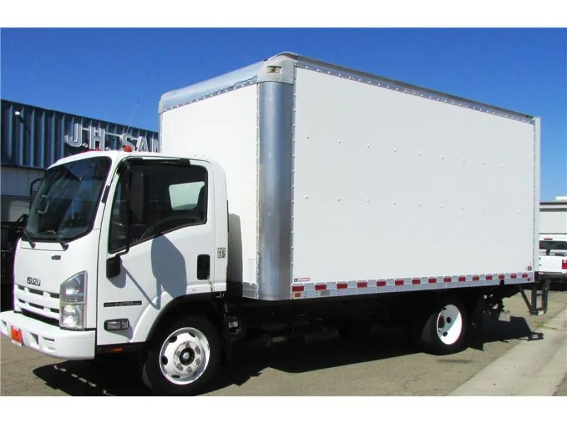 used Horse Trailers Isuzu  for sale, in Madera, CA Thumbnail 3