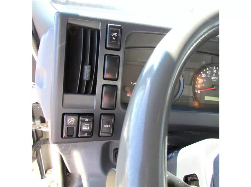 used Horse Trailers Isuzu  for sale, in Madera, CA Thumbnail 17