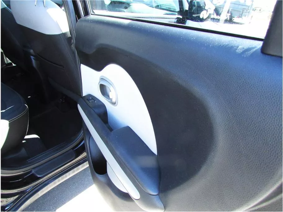 2014 Kia Soul + photo 15