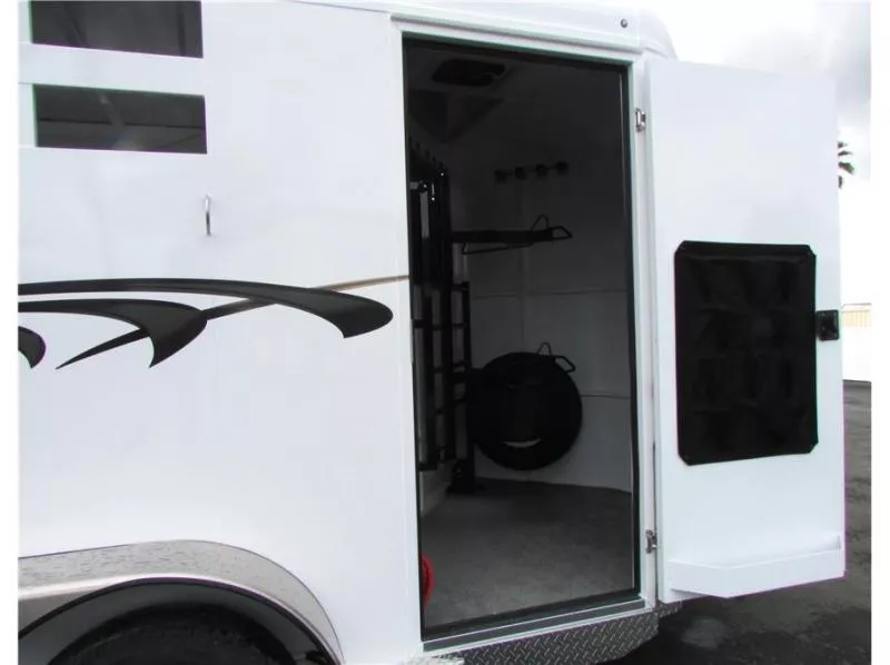 used Horse Trailers Trails West  for sale, in Madera, CA Thumbnail 10