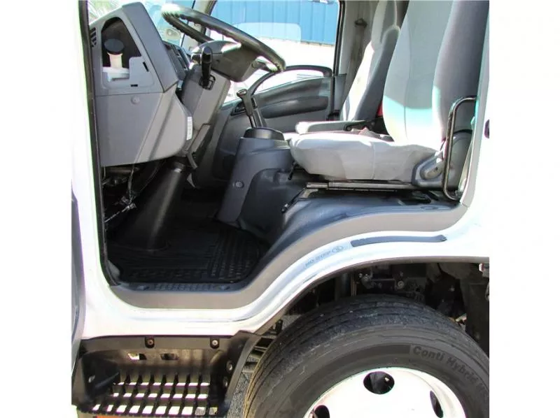 used Horse Trailers Isuzu  for sale, in Madera, CA Thumbnail 16