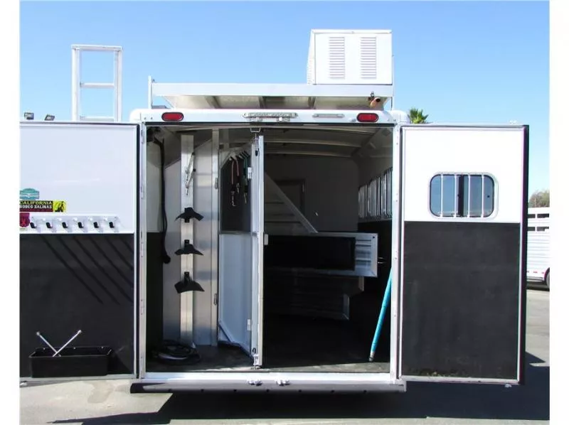used Horse Trailers Cimarron Trailers  for sale, in Madera, CA Thumbnail 8