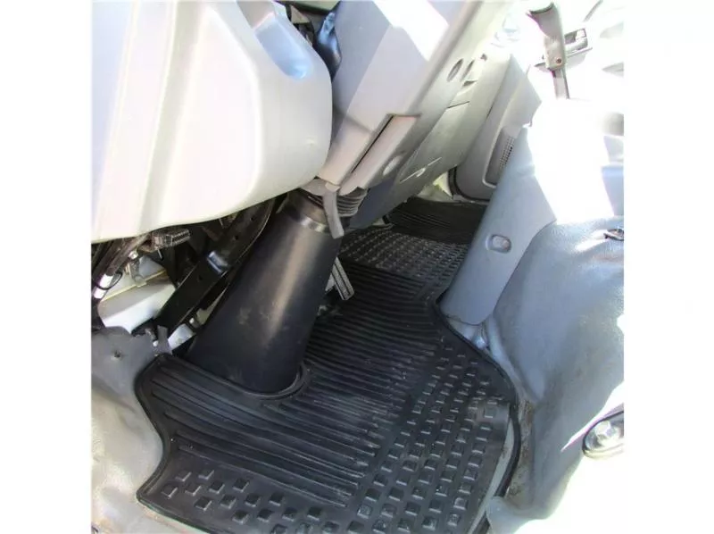 used Horse Trailers Isuzu  for sale, in Madera, CA Thumbnail 15