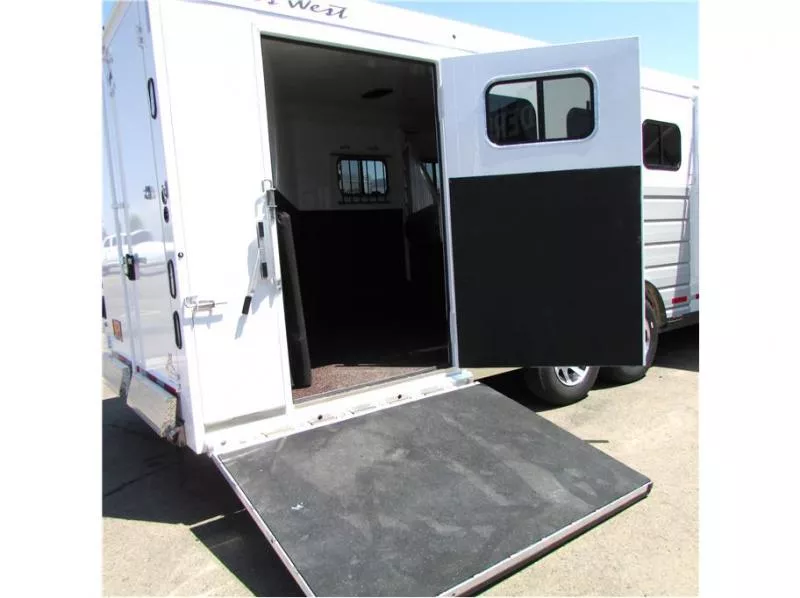 used Horse Trailers Trails West  for sale, in Madera, CA Thumbnail 9