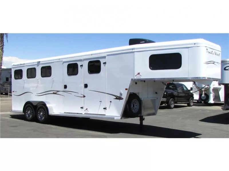 2026 Trails West CLASSIC II GN-3 HORSE