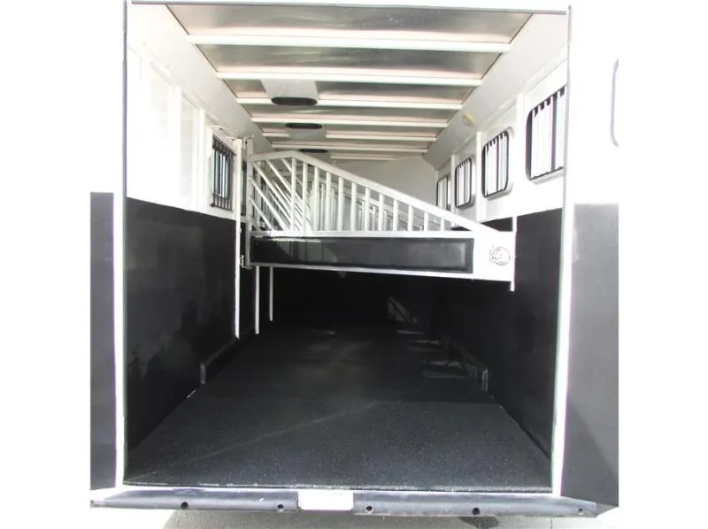 used Horse Trailers Trails West  for sale, in Madera, CA Thumbnail 12