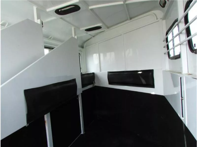 used Horse Trailers Trails West  for sale, in Madera, CA Thumbnail 9