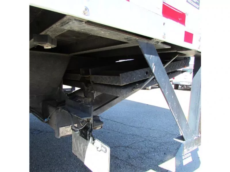 used Horse Trailers Isuzu  for sale, in Madera, CA Thumbnail 4