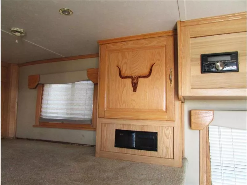 used Horse Trailers Exiss Trailers  for sale, in Madera, CA Thumbnail 24
