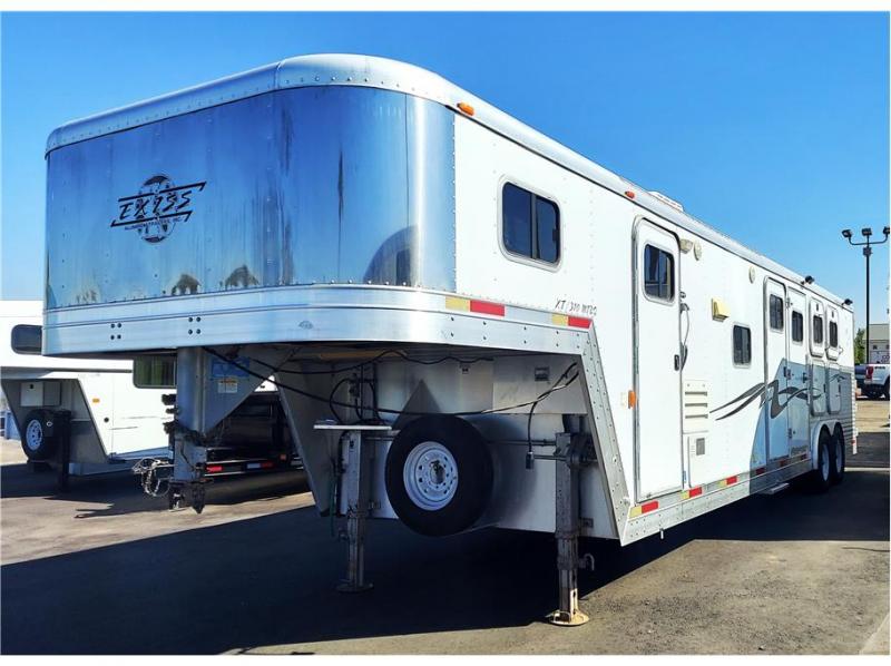 2002 Exiss Trailers Aluminum JH Sanders Shop Diesel 4x4 Trucks