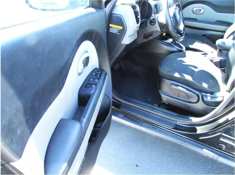 2014 Kia Soul + photo 7