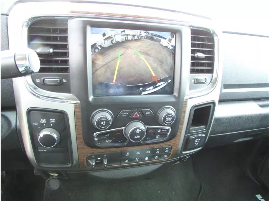 2018 Ram 2500 Laramie photo 11