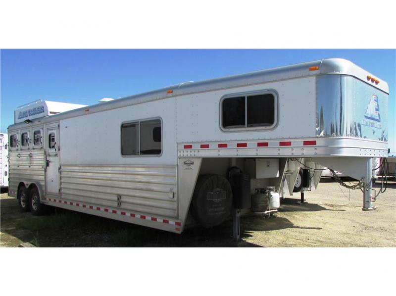 2011 Elite Trailers Trailer 4 horse 2011 Elite Trailers Trailer 4 horse